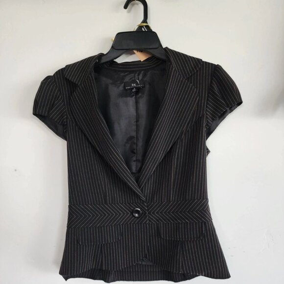 IZ California Jackets & Blazers - Iz California. Blazer